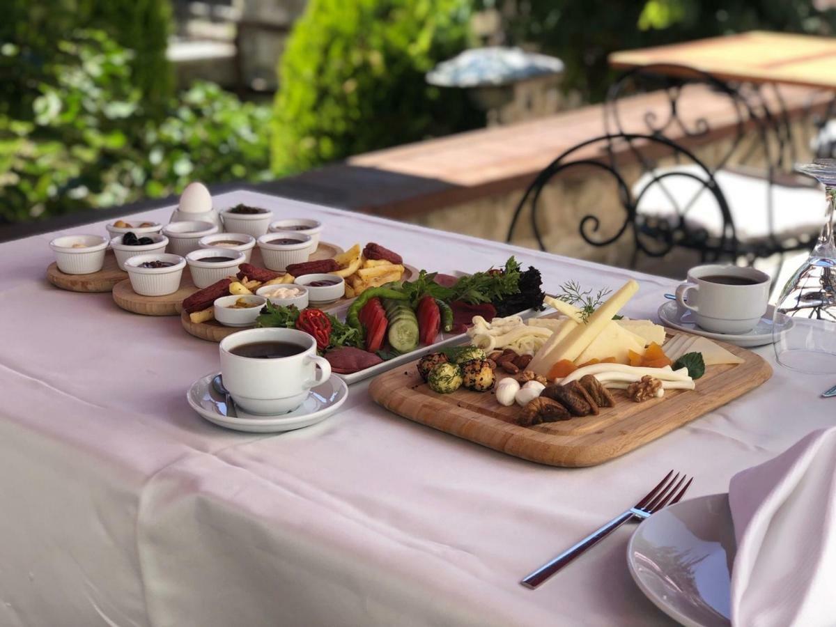Calikusu Tarihi Besevler Hotel Tekirdağ Bagian luar foto